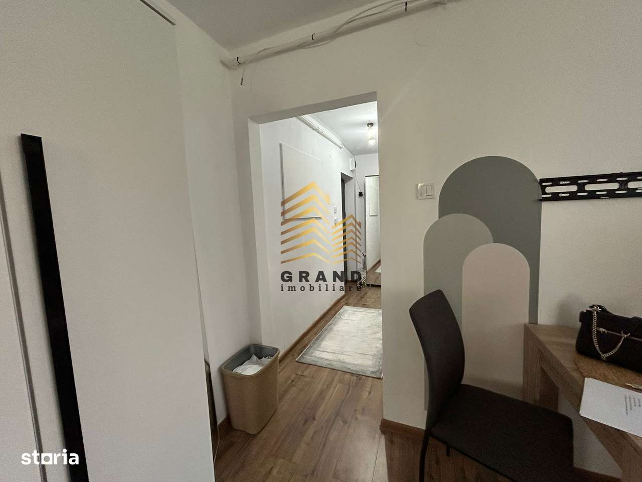 APARTAMENT DE VANZARE | ZONA DECEBAL - Imagine principală: 3/11