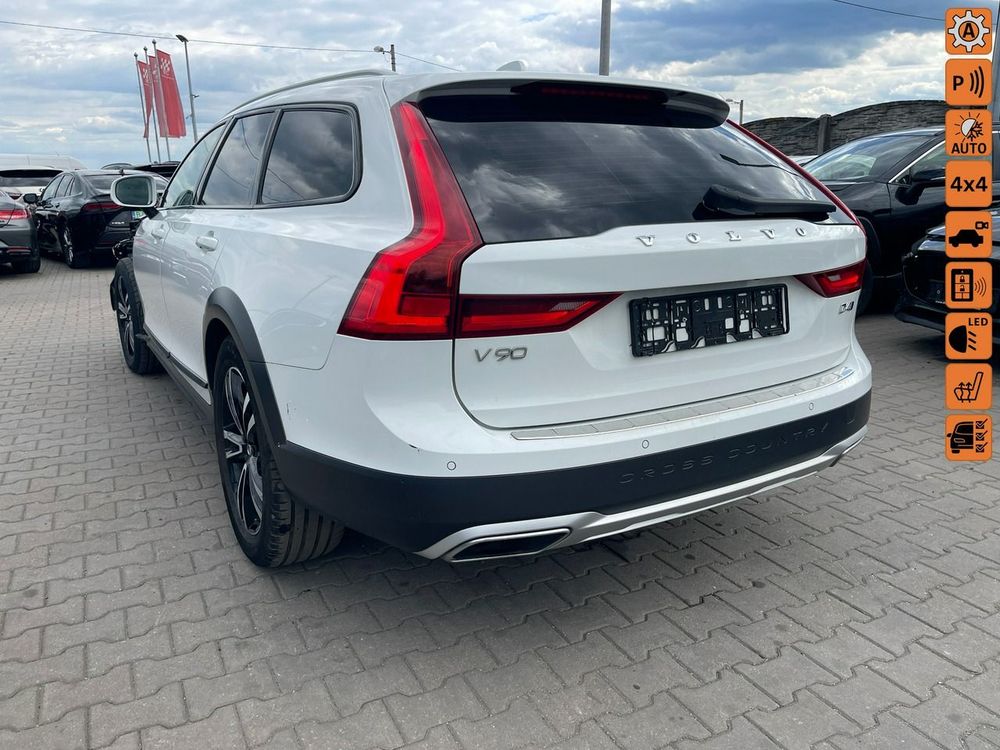 Volvo V90 D4 AWD 2020
