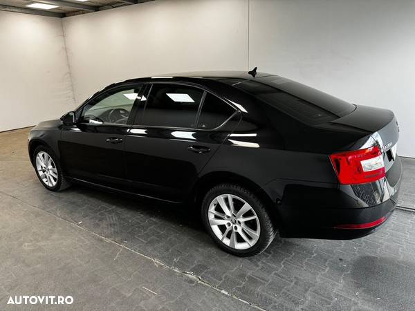 Skoda Octavia 1.6 TDI Active - 5