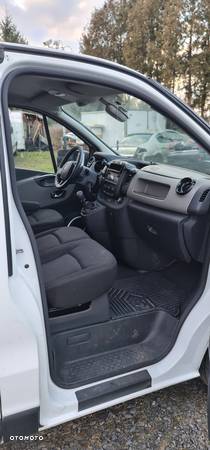 Renault Trafic - 16