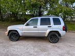 Jeep Liberty 3.7 4x4 - 8