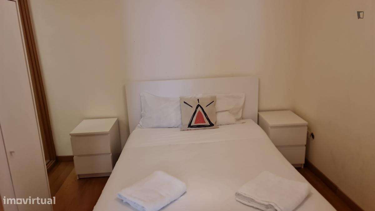 Apartamento com 2 quartos - localizado em Santo Ildefonso Porto - Grande imagem: 2/10