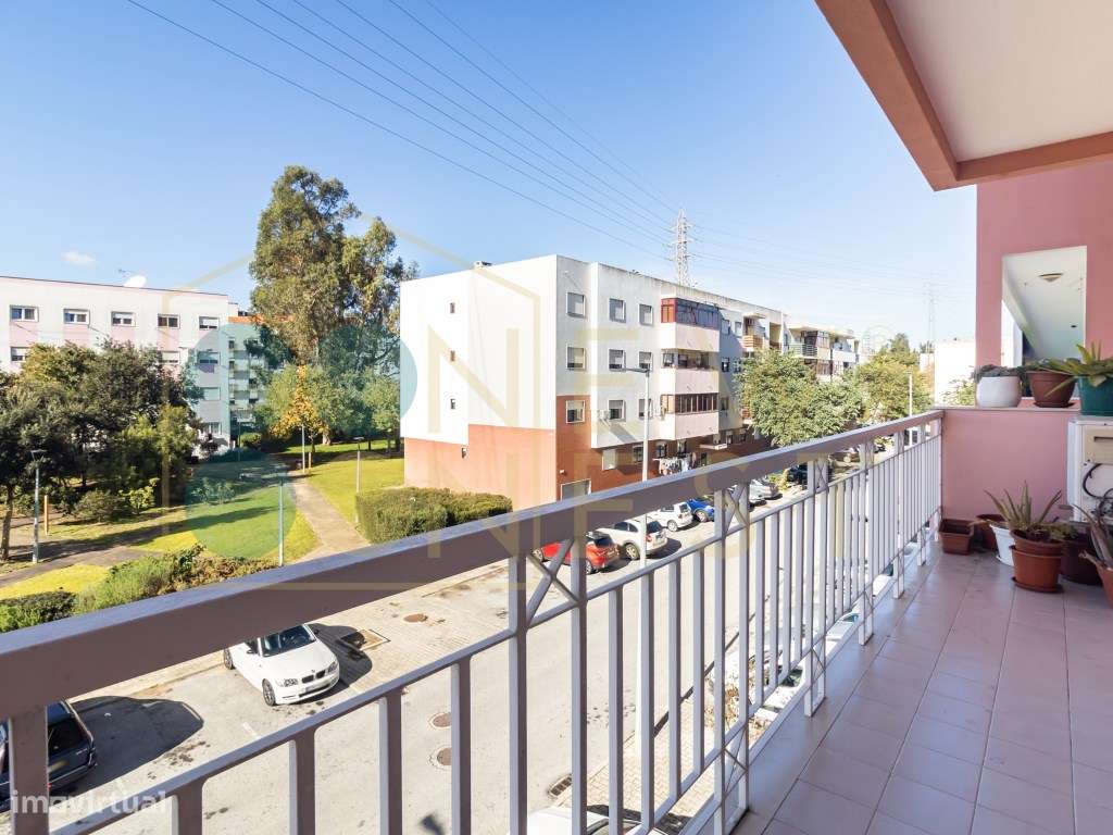 Apartamento T3 no Vale do Cobro com 128m²-34