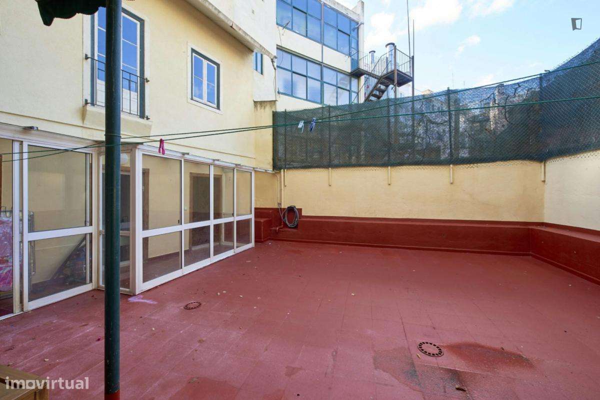 Quarto - localizado em Martim Moniz Lisbon - Grande imagem: 5/6