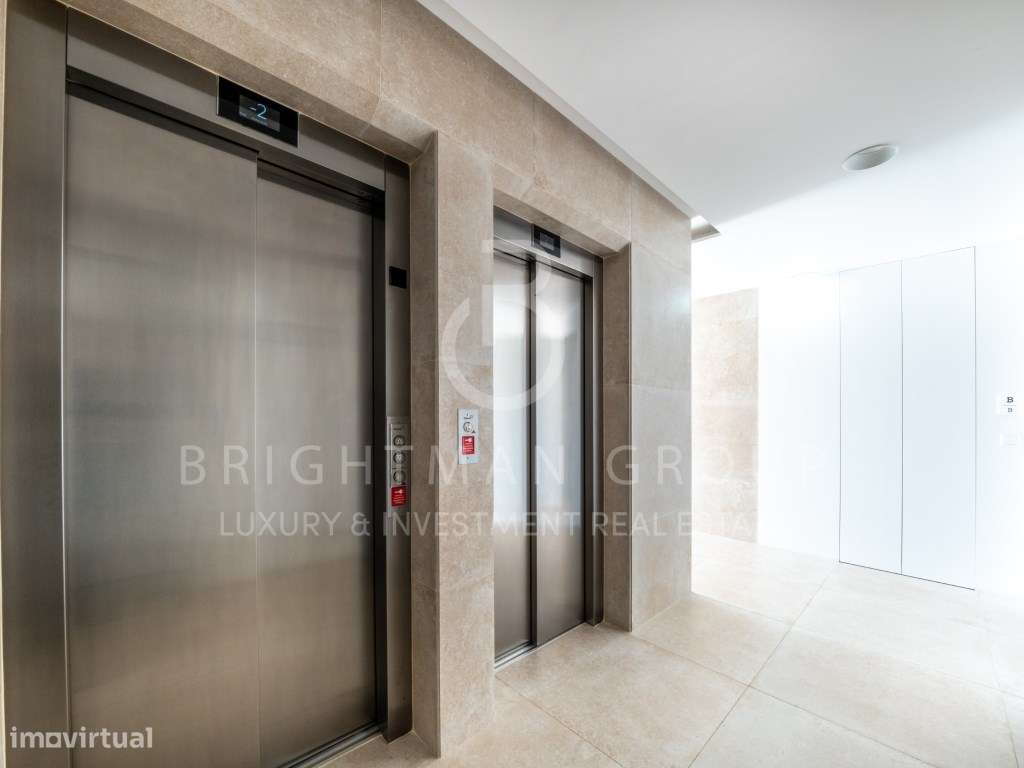 Apartamento T4 com jardim privativa, em Carcavelos-8