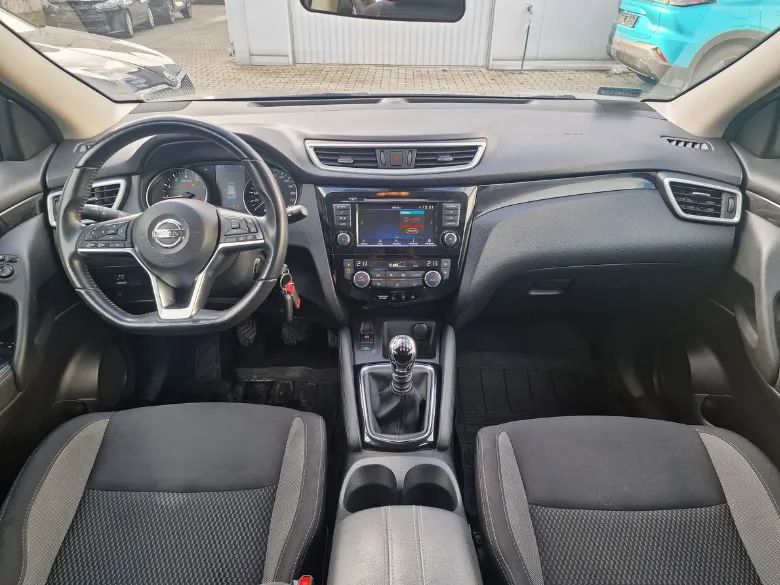 Kamera Cofania / Podgrzewane Fotele / Podgrzewana Przednia Szyba