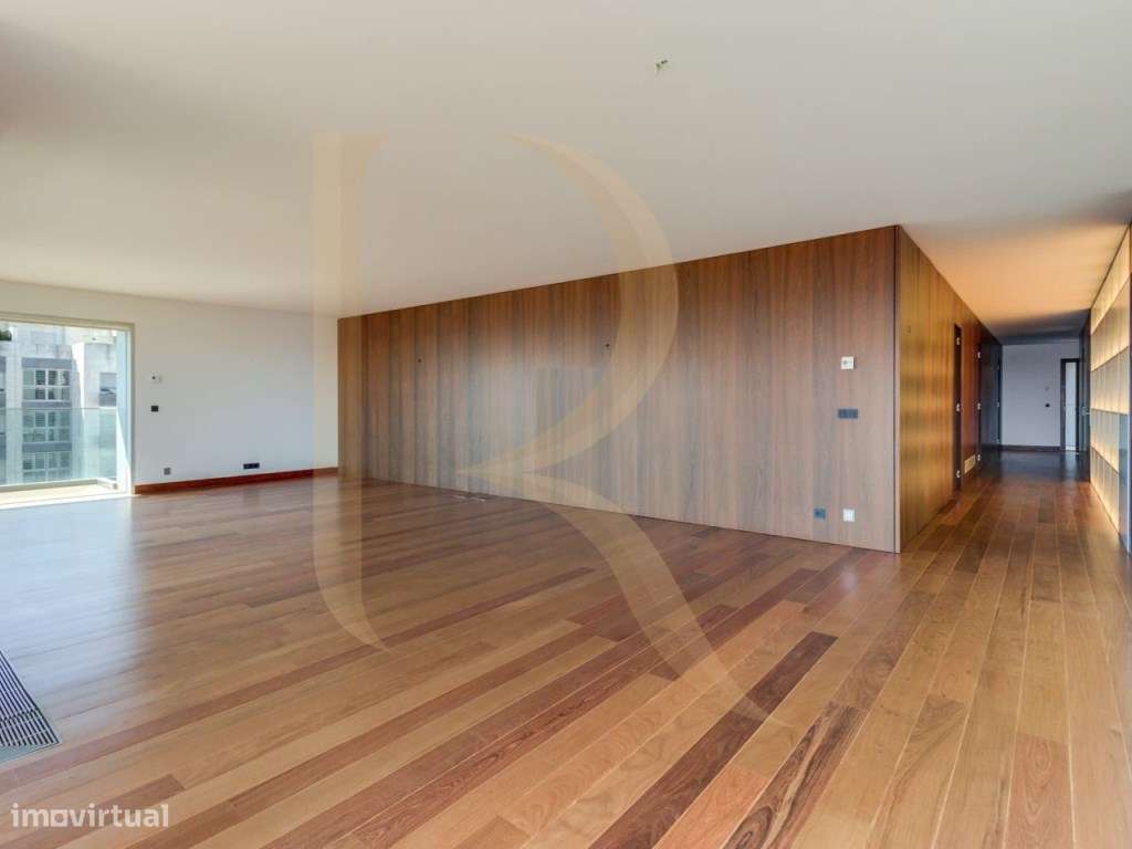 Apartamento novo T4 em condomínio privado com estacionamento em Bel... - Grande imagem: 2/10