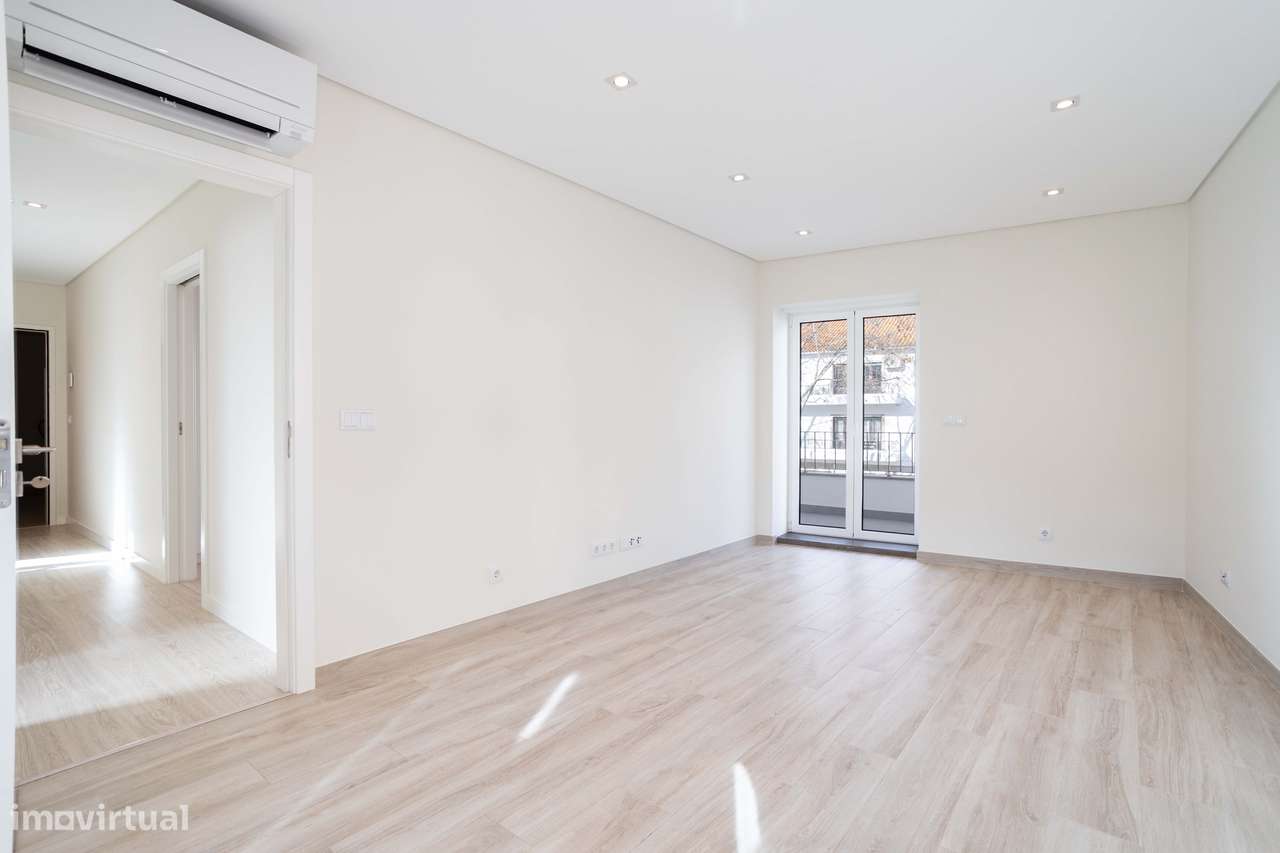 Apartamento de Sonho no Coração de Cascais – Conforto e Comodidade à P - Grande imagem: 2/22