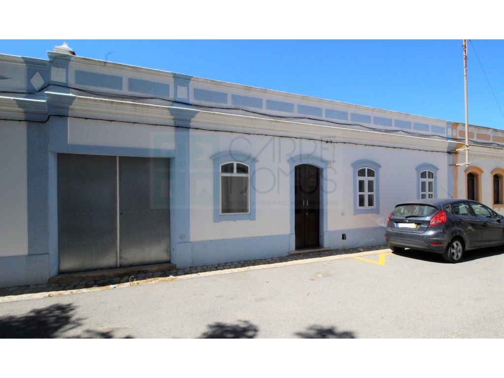 Casa T4 com Terreno em Cabanas de Tavira, Algarve, Portugal.