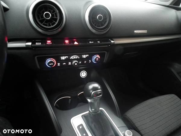 Audi A3 2.0 TDI Sportback (clean diesel) S tronic Ambition - 28