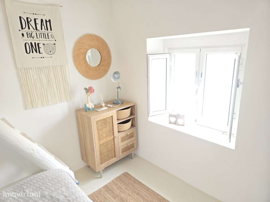 Simpática Moradia T2 com Piscina, perto da praia da Amieira-16