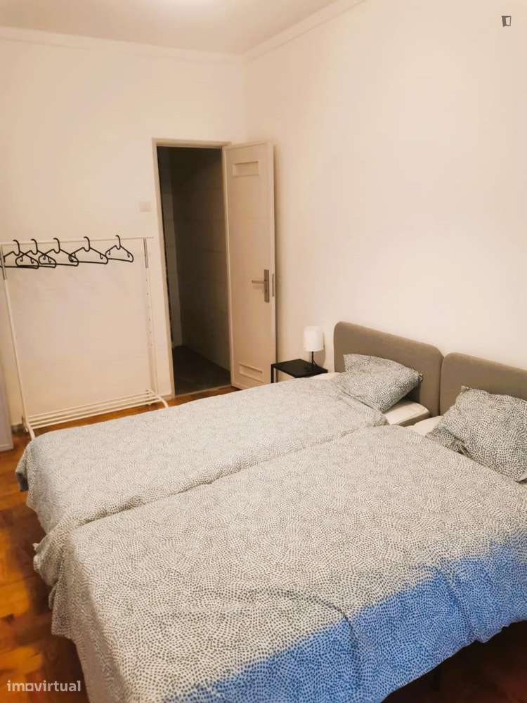 Quarto - localizado em Amadora Lisbon - Grande imagem: 5/10