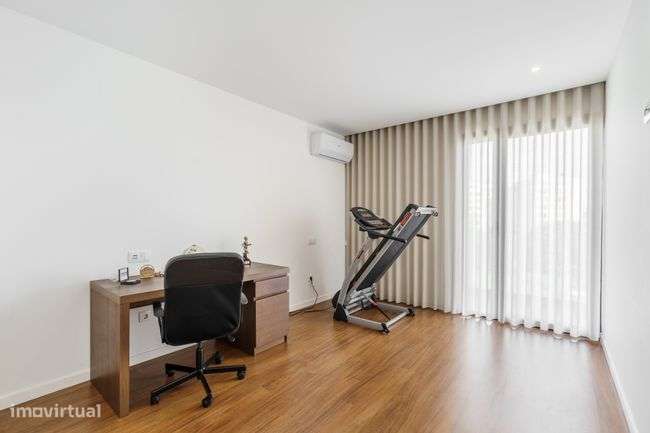 Apartamento T3 moderno no centro de Vila de Prado - 2021-11