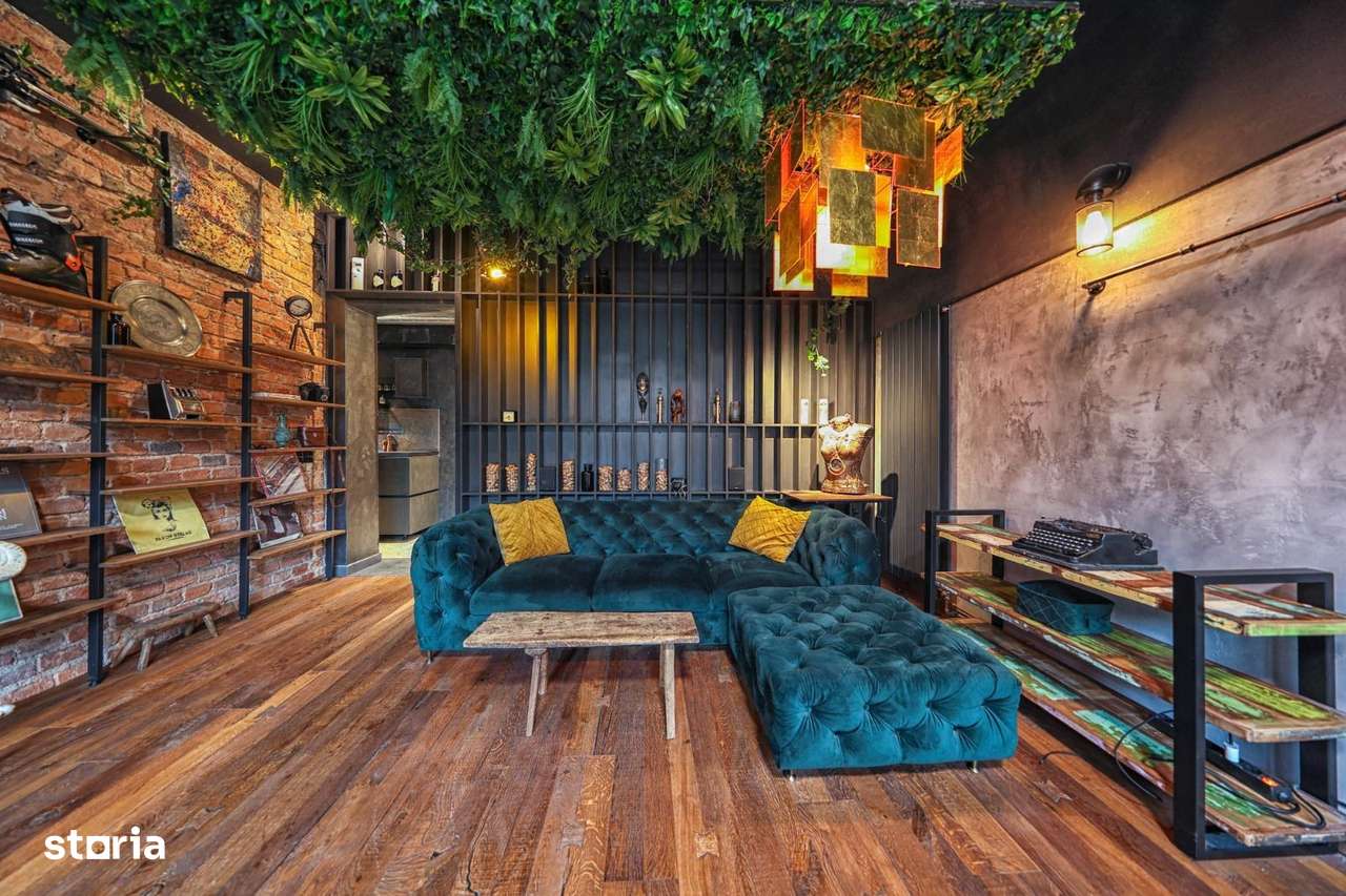 Bijuterie arhitecturală cu dotări smart in centrul Brasovului-0