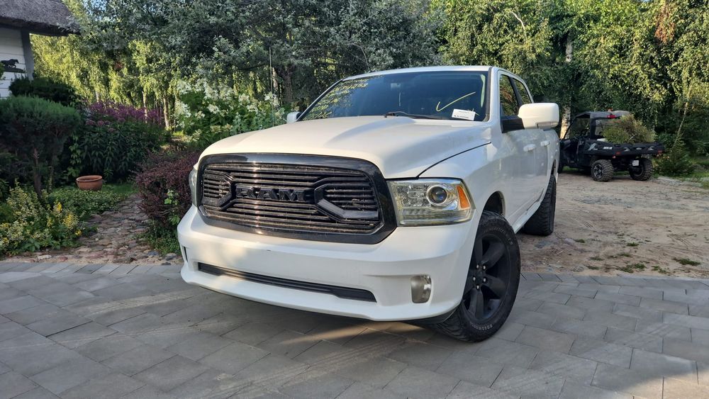 Dodge RAM 5.7 4x4 2016