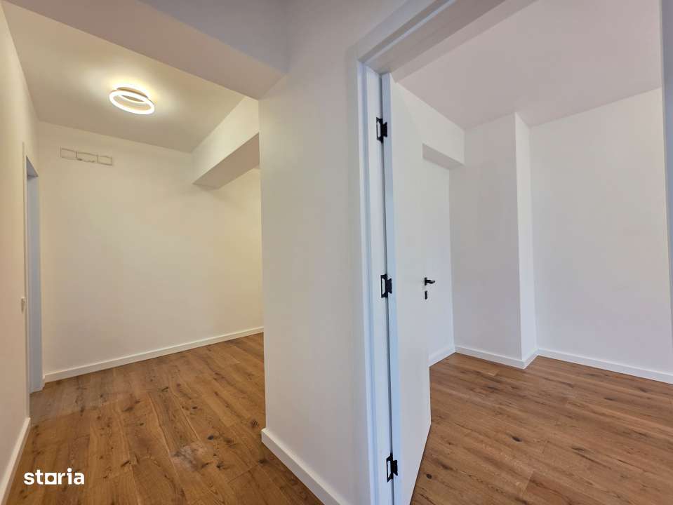 Apartament cu doua camere 60mp, terasa 25mp, Tractorul-7