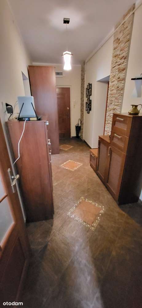 4 pokojowe mieszkanie w Wałbrzychu-19