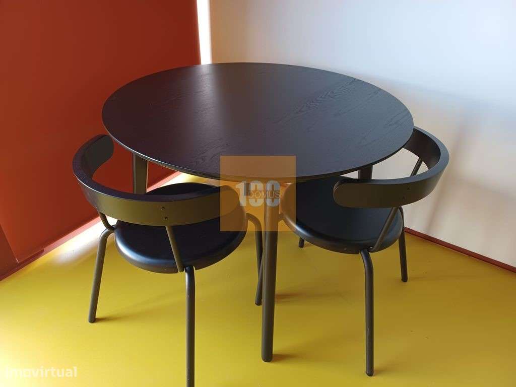 Estúdio com mezanino e terraço em Cedofeita - Grande imagem: 5/18