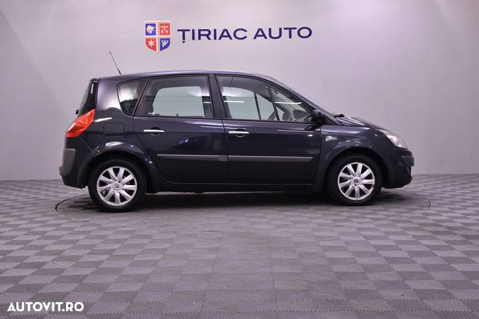 Renault Scenic - 6