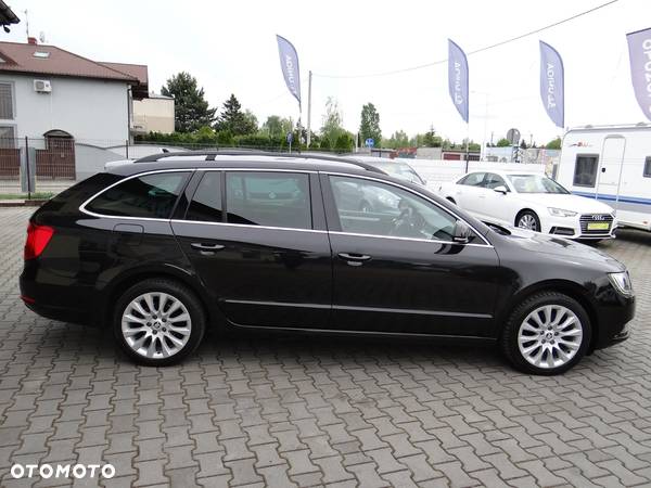 Skoda Superb Combi 2.0 TDI Green tec 4x4 DSG Exclusive - 6