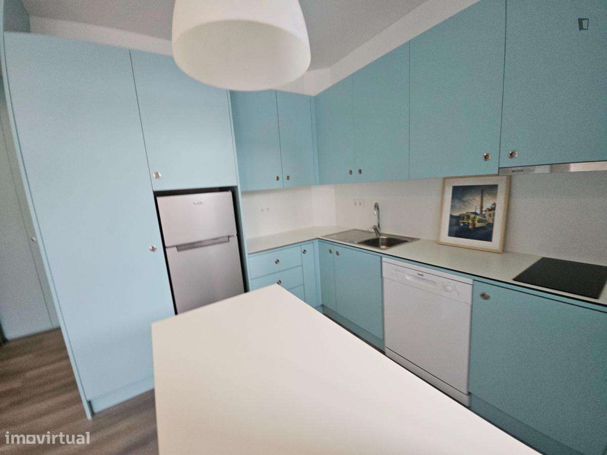 Apartamento com 1 quartos - localizado em Santo Ildefonso Porto - Grande imagem: 4/5