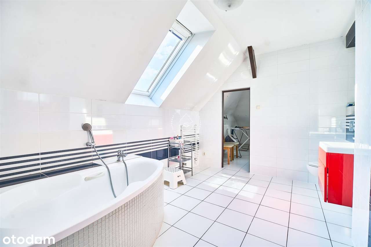 Funkcjonalny dom 6 pok. z fotowoltaiką 9,4 kW.-15