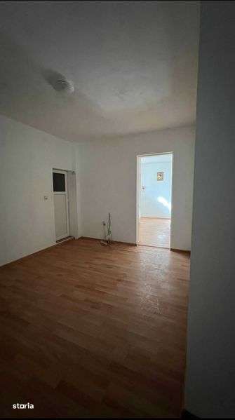 inchiriez casa ideal firma - strada I C Bratianu - Imagine principală: 4/8