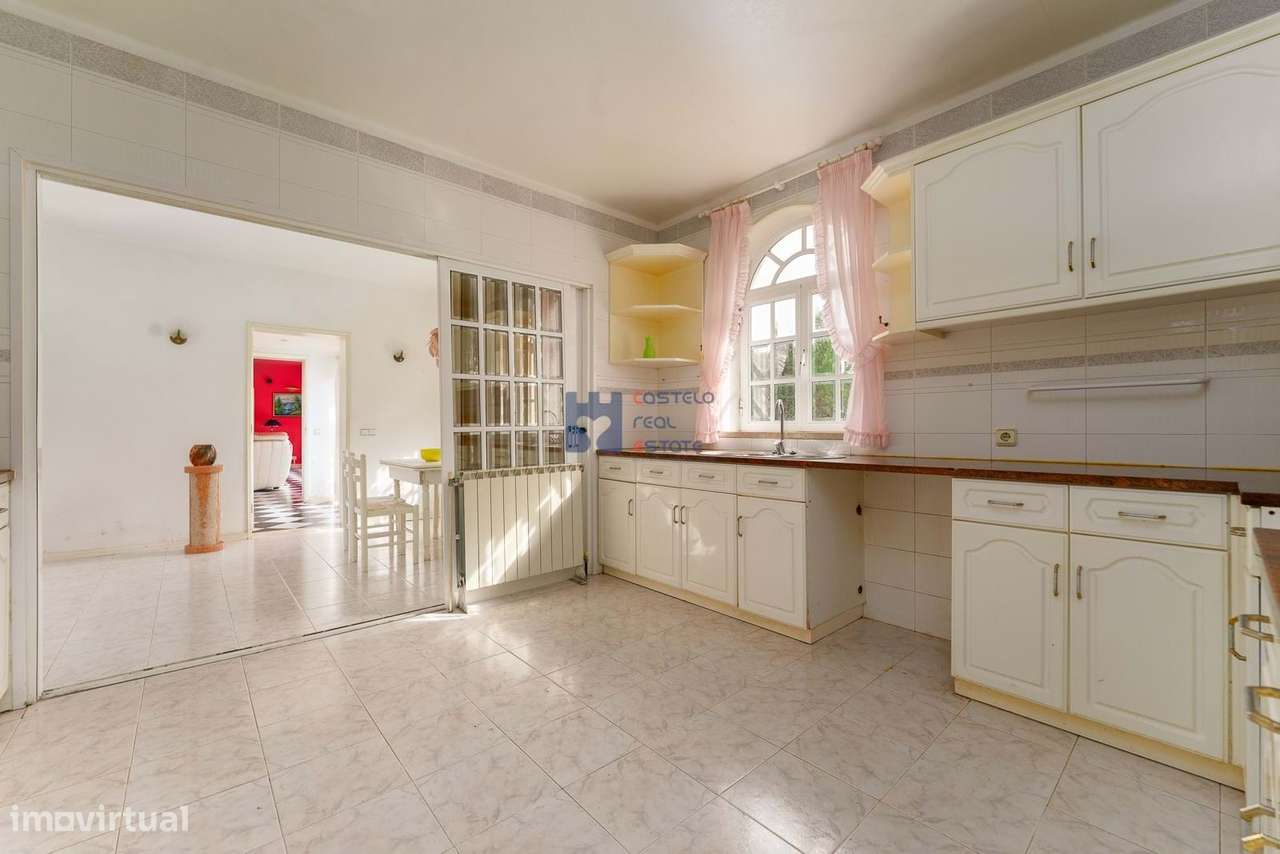 Moradia  T3 com terreno em Fátima no lugar de Boleiros-13