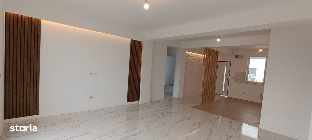 Casa Parter !  3 dorm.+2 bai+2 parcari+teren liber 190mp! Domnesti ! - Imagine principală: 1/13