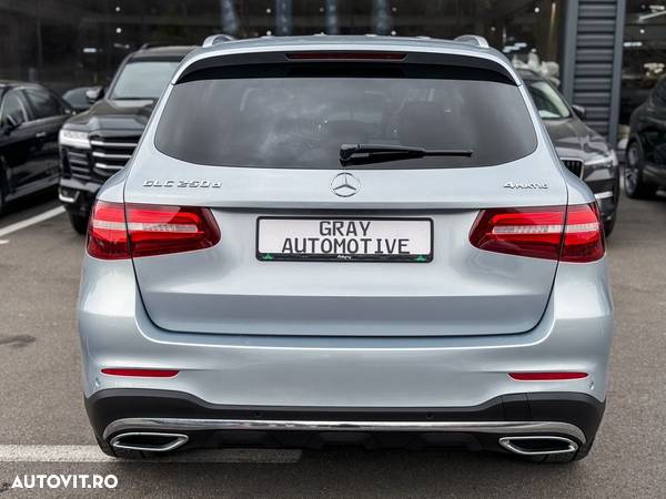 Mercedes-Benz GLC 250 d 4Matic 9G-TRONIC AMG Line - 9