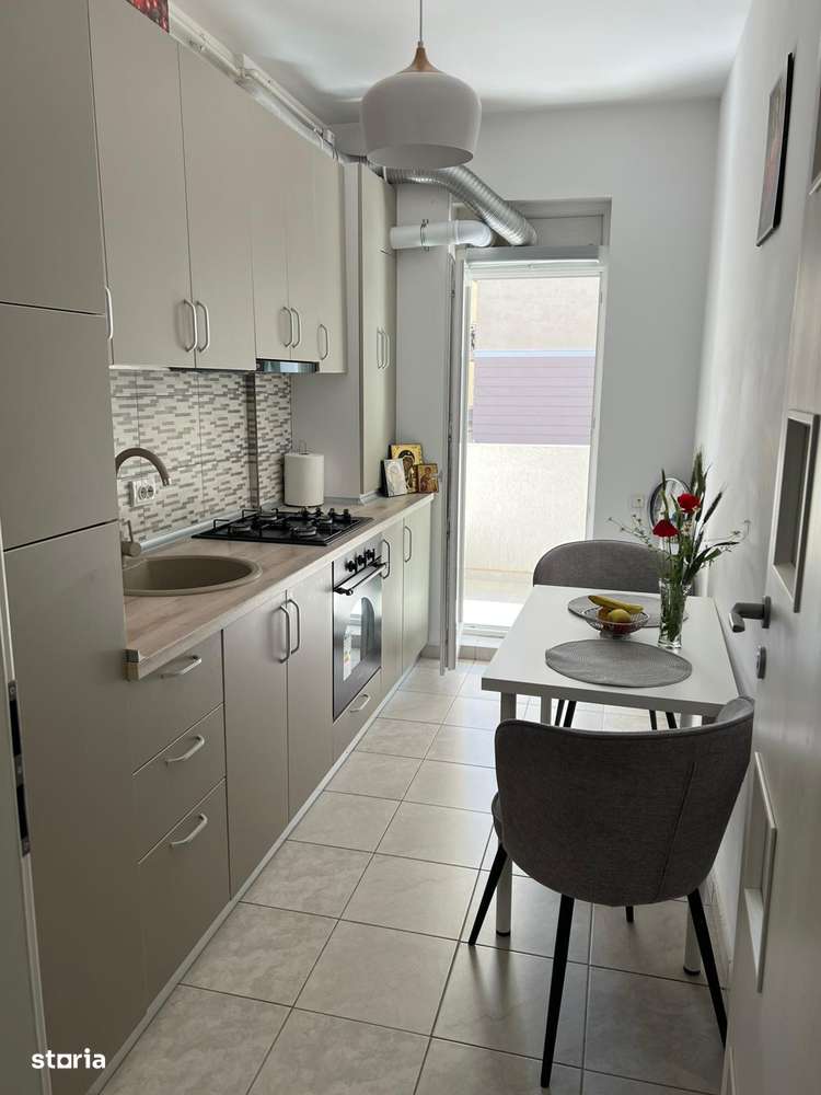 Garsoniera decomandata, metrou Aparatorii Patriei - Imagine principală: 4/5