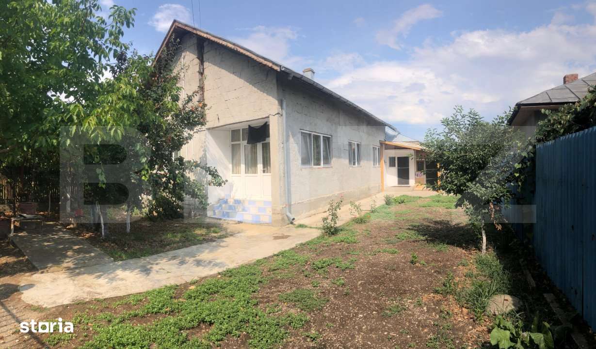 Casa individuala cu 4 camere, teren 2906 mp, la 3 km de Gaesti - Imagine principală: 1/11