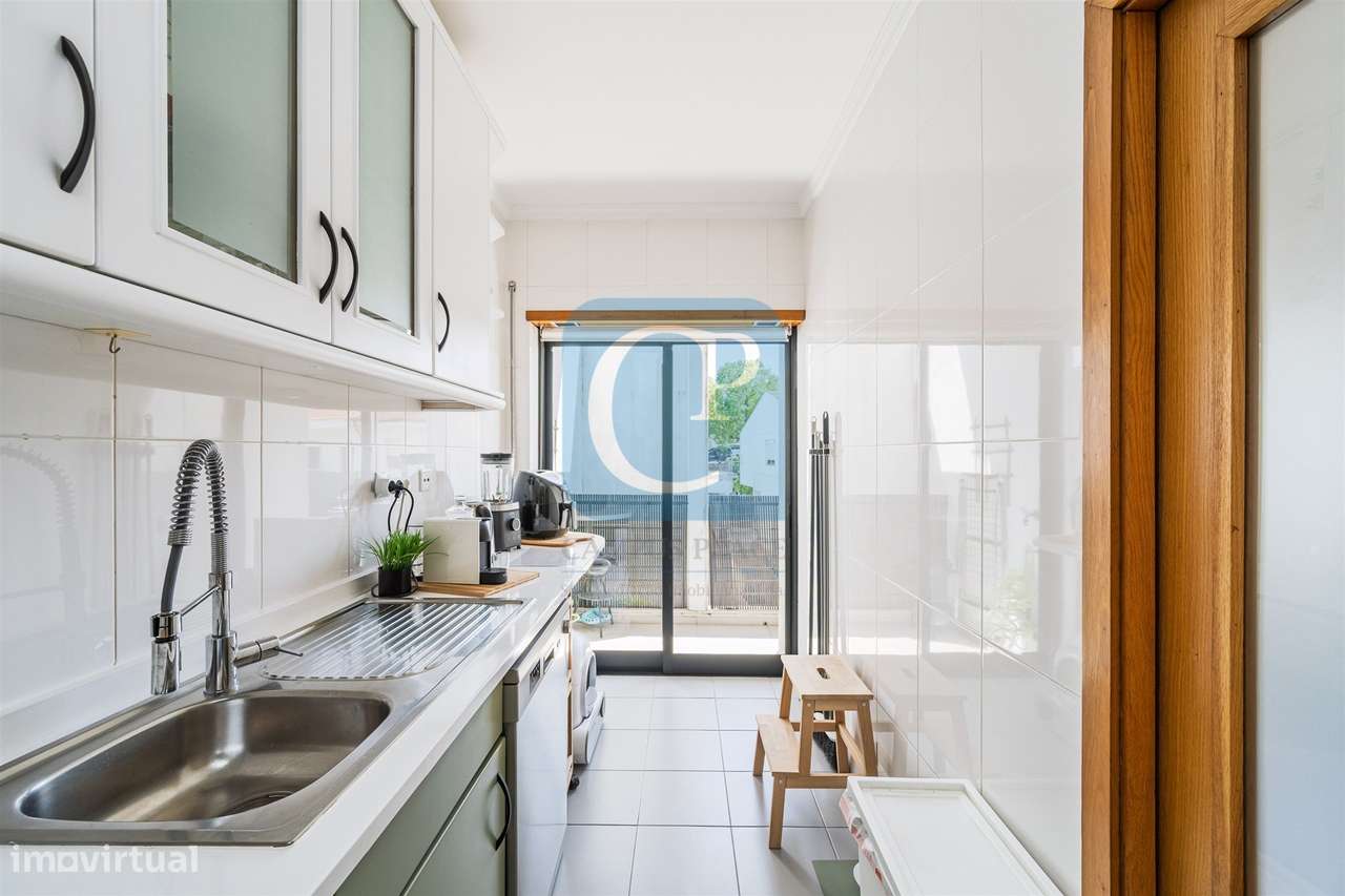 Apartamento T2 duplex no centro de Valongo-13