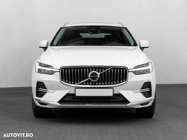 Volvo XC 60 Recharge T6 AWD AT Core - 4