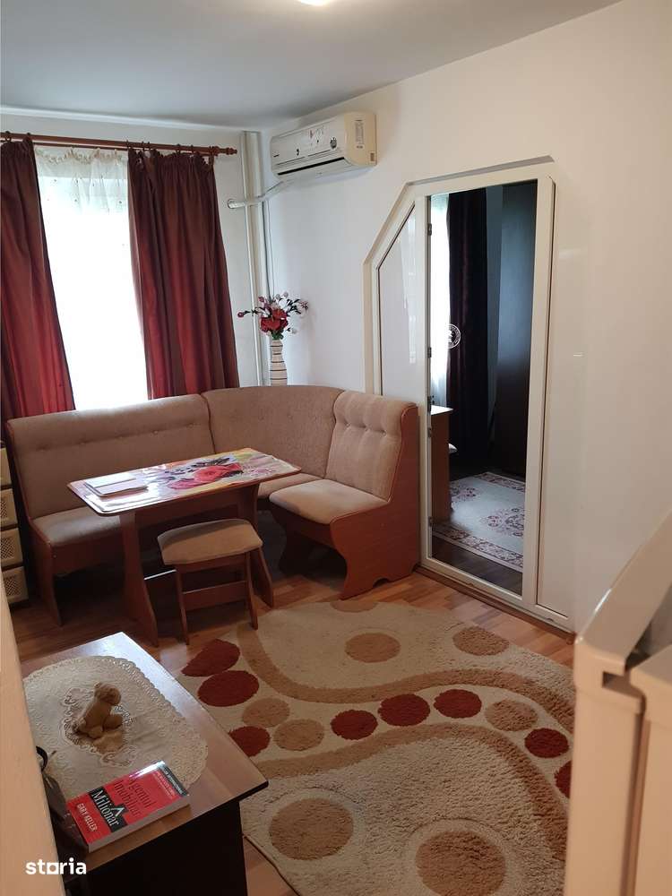 Apartament cu 2 camere intim, cochet, in Podu Ros, comision redus!! - Imagine principală: 2/13