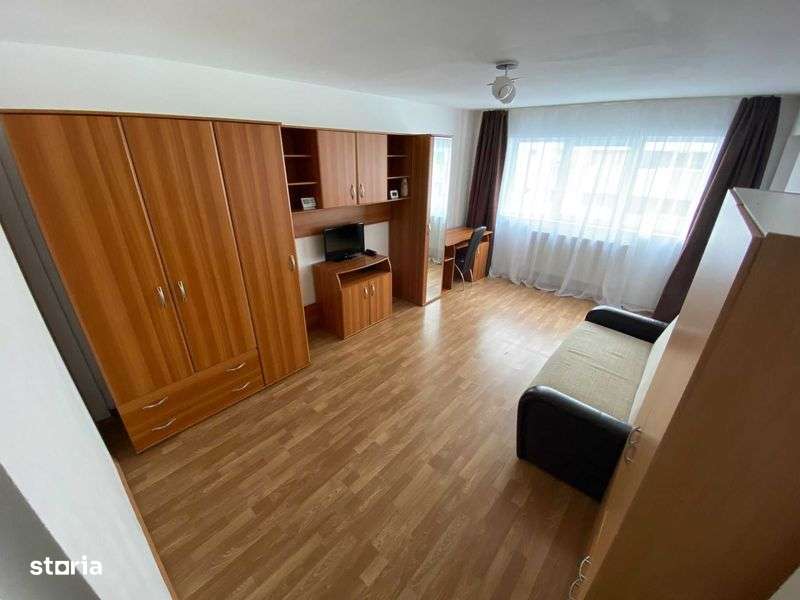 Inchiriez apartament cu o camera - Imagine principală: 5/8