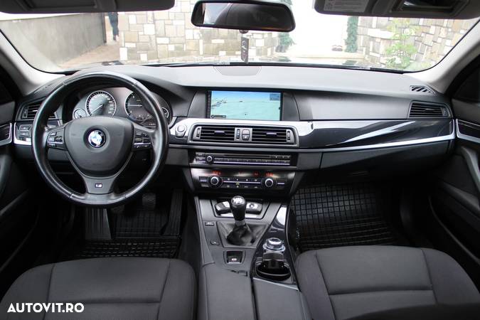 BMW Seria 5 520d - 7