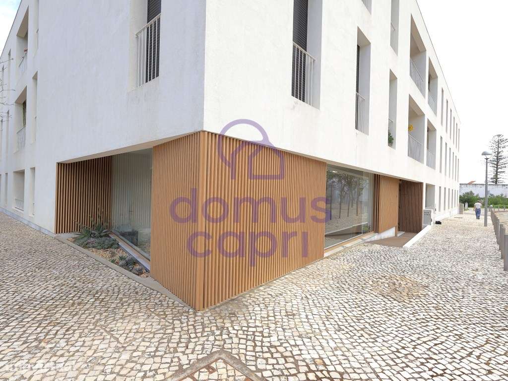 Loja nova em Moncarapacho - Grande imagem: 2/16