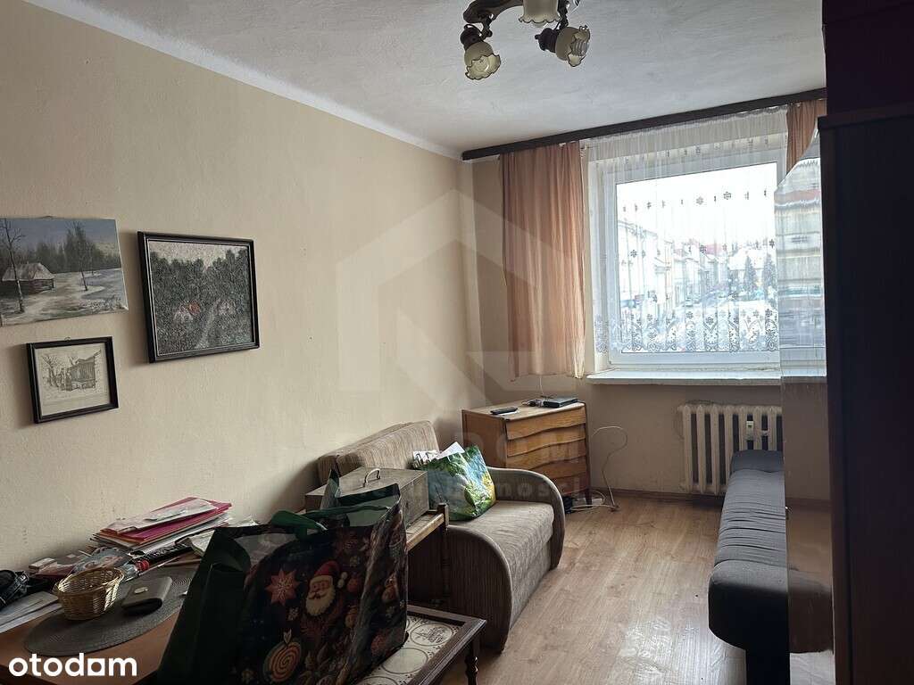 Grodków 2 pok 36m2 Rynek I-wsze piętro !!!-2