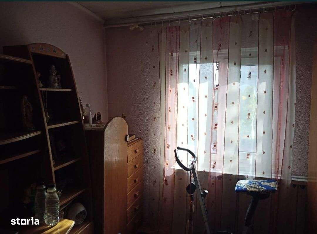 OTOPENI, CENTRAL , APARTAMENT 3 CAMERE - Imagine principală: 4/5