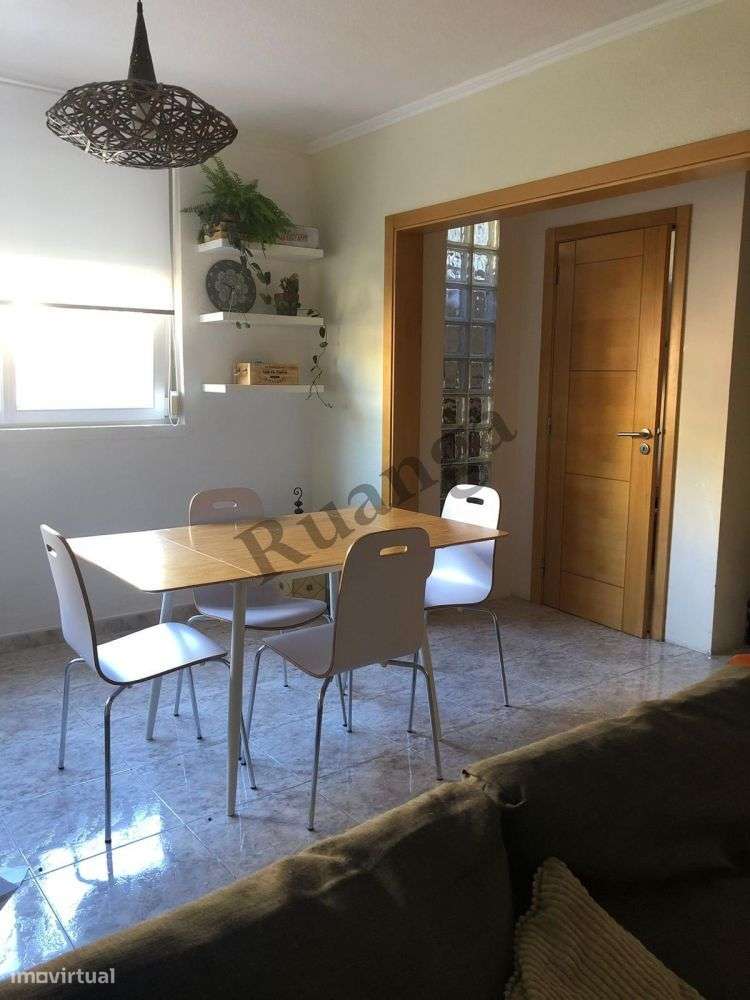 Apartamento T2 R/C para Venda em Vila Nova de Santo André-15