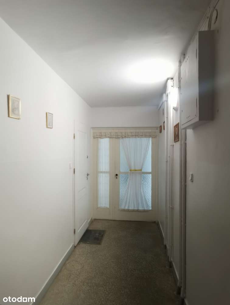 2 pokoje k/dworca SKM, budynek i lokal po remoncie z wyj. łazienki-14