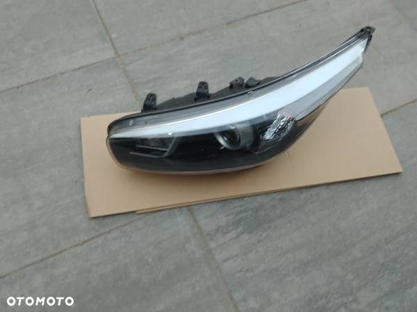 KIA PRO CEED GT 12r+ LEWA LAMPA PRZÓD IGŁA XENON 92101-A2481 - 7