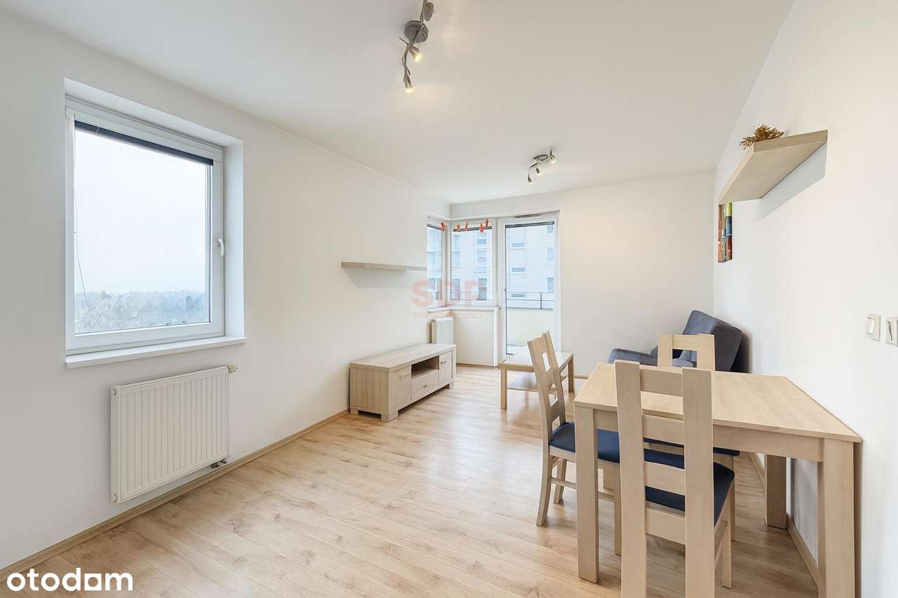 Przestronne w rozkładzie 2 pokoje  z niskim czynszem - Pełny obrazek: 5/9