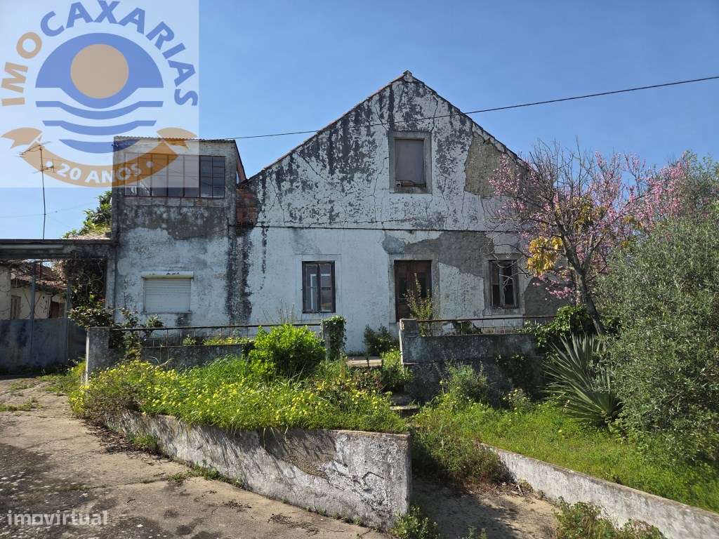 Refúgio Histórico do Séc. XIX: Onde a Tradição se Encontra com a Serra-27