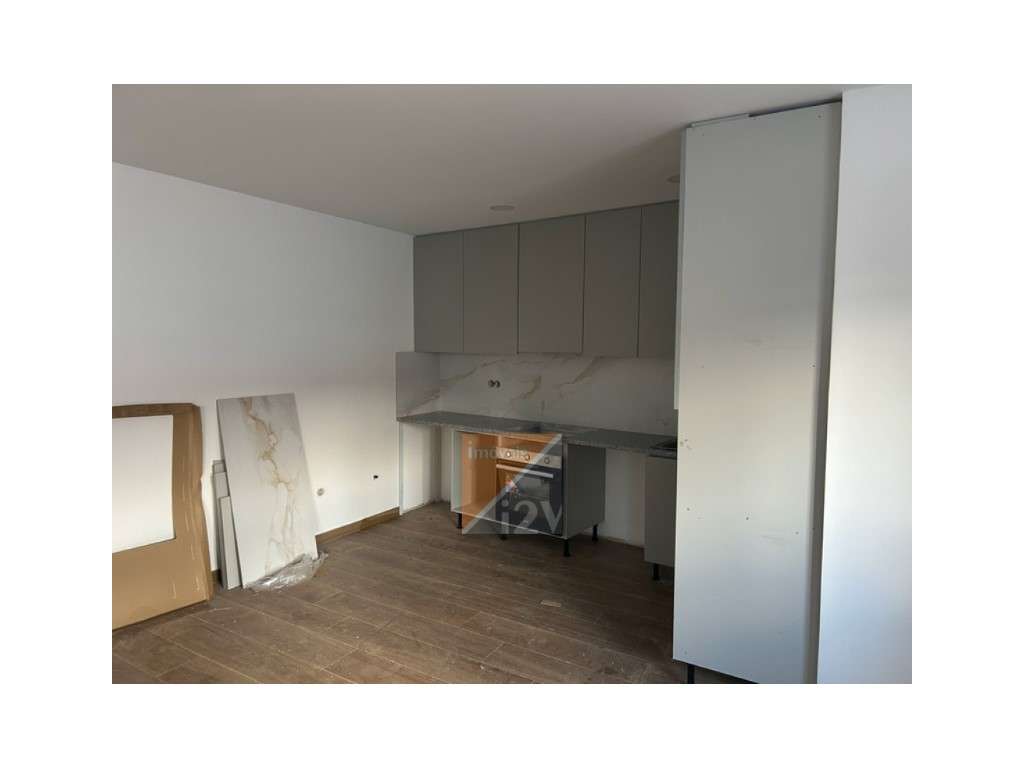Apartamento T2 com suíte - Colmeias, Leiria - Grande imagem: 2/10