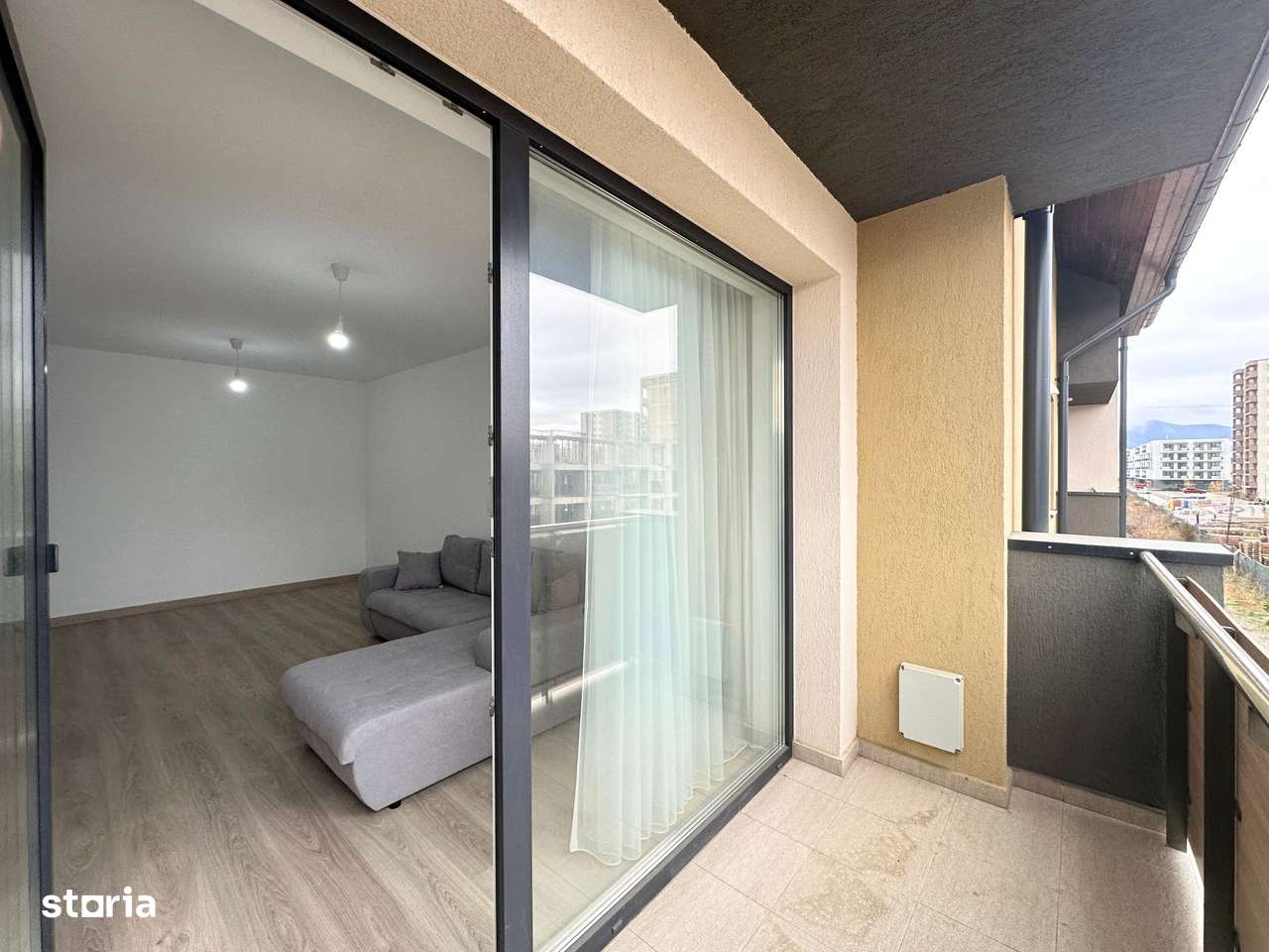 Apartament modern cu 3 camere în zona Coresi ROKMAN confort și exclusi - Imagine principală: 5/20