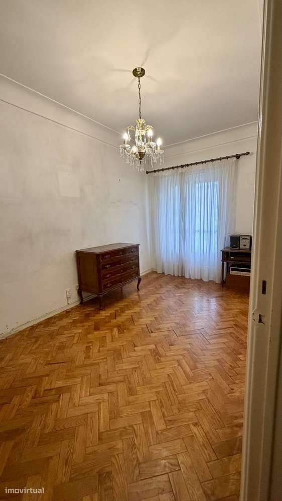 Apartamento T2 com elevador no Bairro de S. Miguel, Alvalade - Grande imagem: 5/29