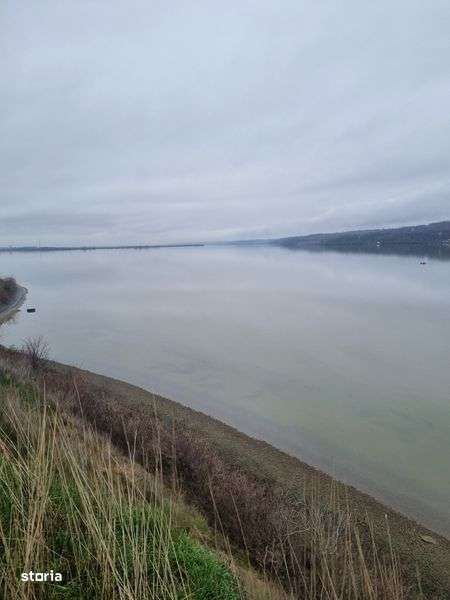 Vand casa aproape de dunare - Imagine principală: 5/8