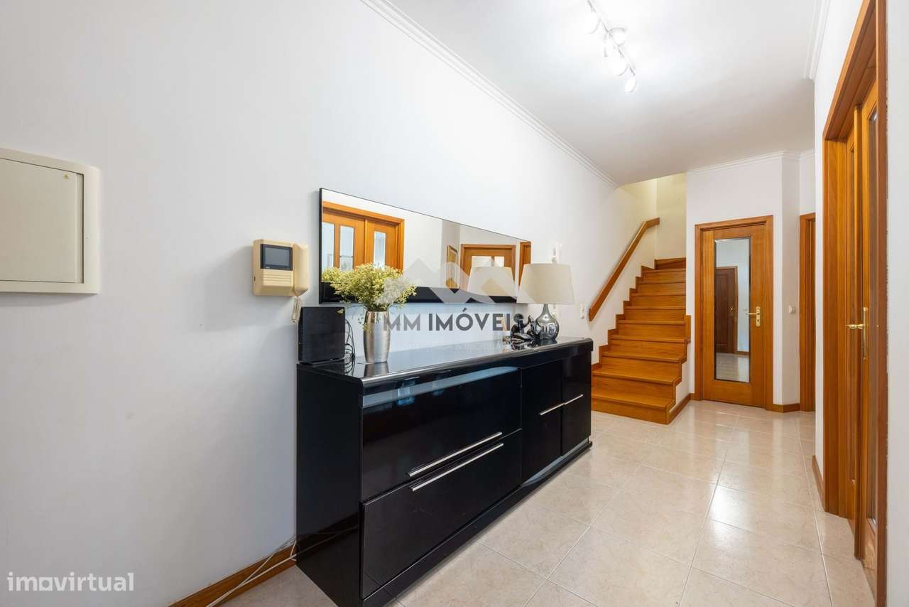Apartamento T3 Duplex | Vila Nova de Gaia | Terraço | Elevador | Lugar - Grande imagem: 5/39